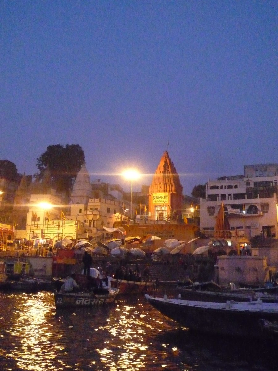 Sunrise - Bank of river Ganga13